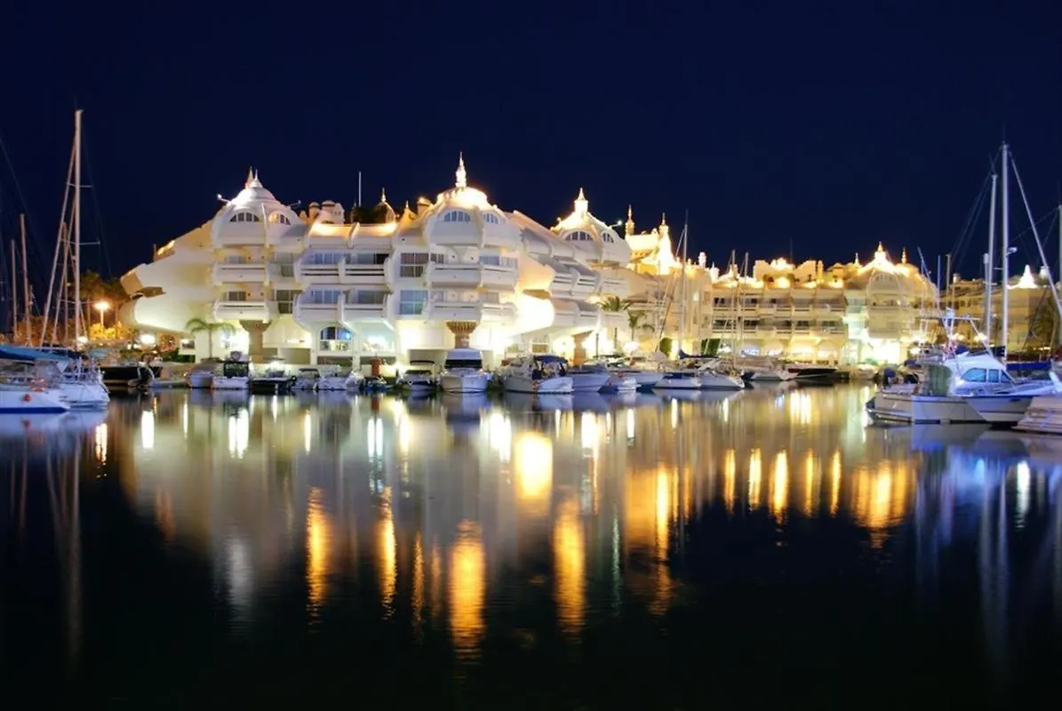Benal Beach Suite Ii, Estudio Con Parque Acuatico Y Vistas Al Mar. 贝纳尔马德纳 公寓