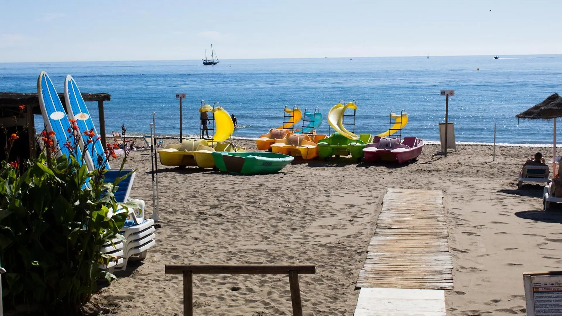 Benal Beach Suite Ii, Estudio Con Parque Acuatico Y Vistas Al Mar. 贝纳尔马德纳